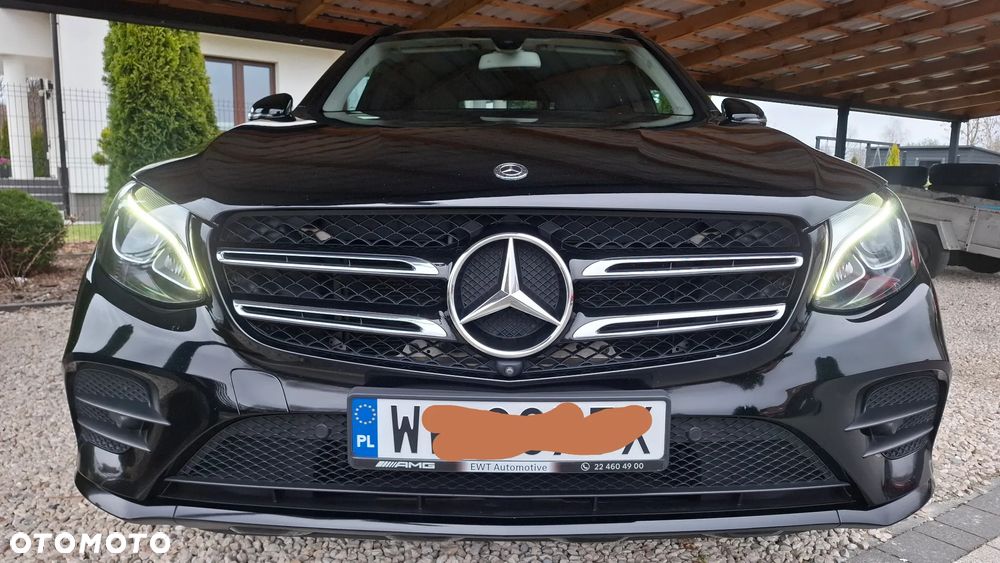 Mercedes-Benz GLC - 26