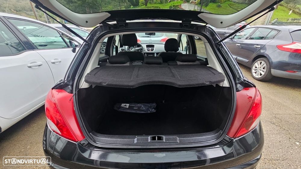 Peugeot 207 1.4 HDi SE Sportium - 10