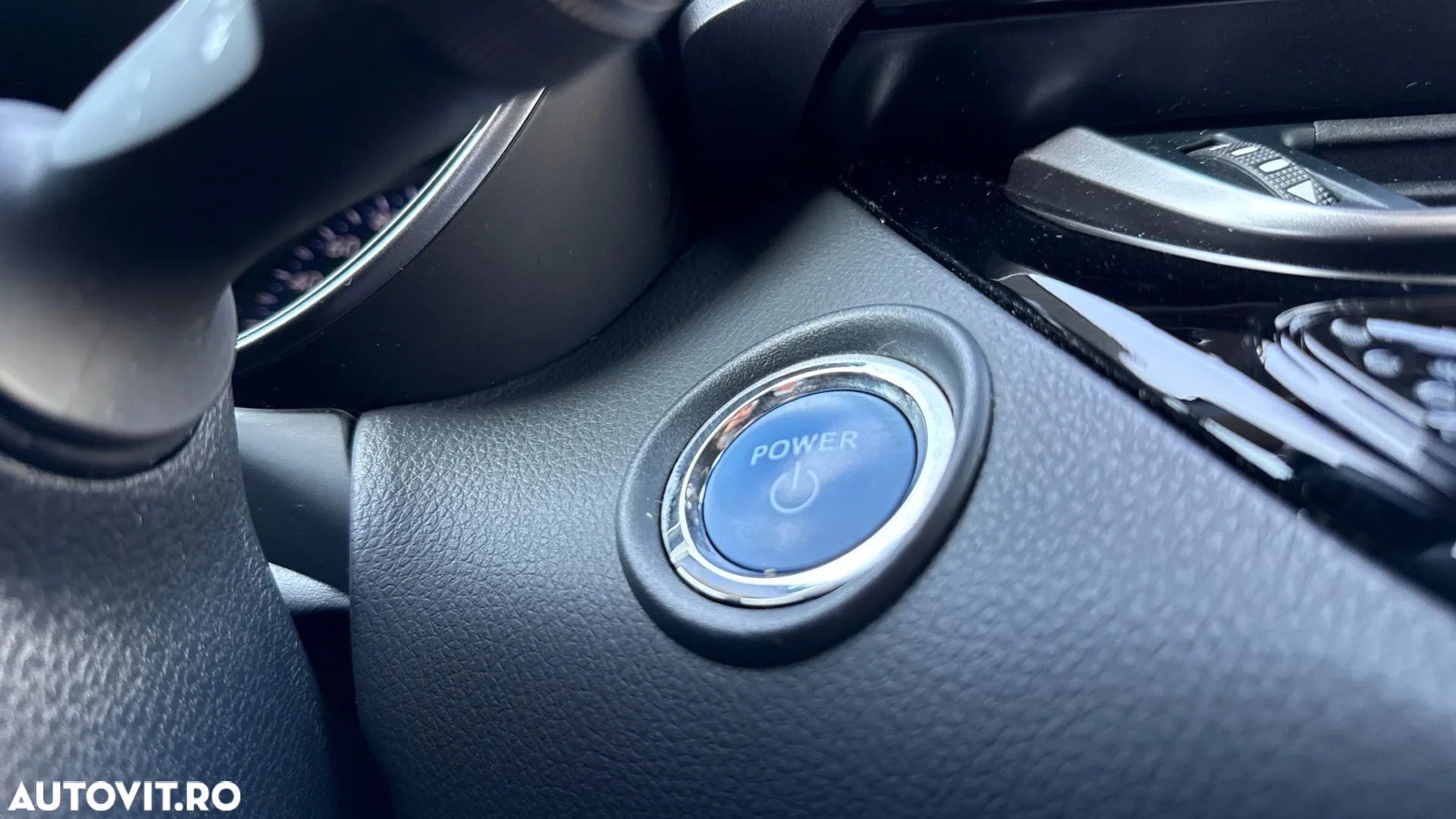 Toyota C-HR 1.8 HSD 122 CP 4x2 CVT Core - 31