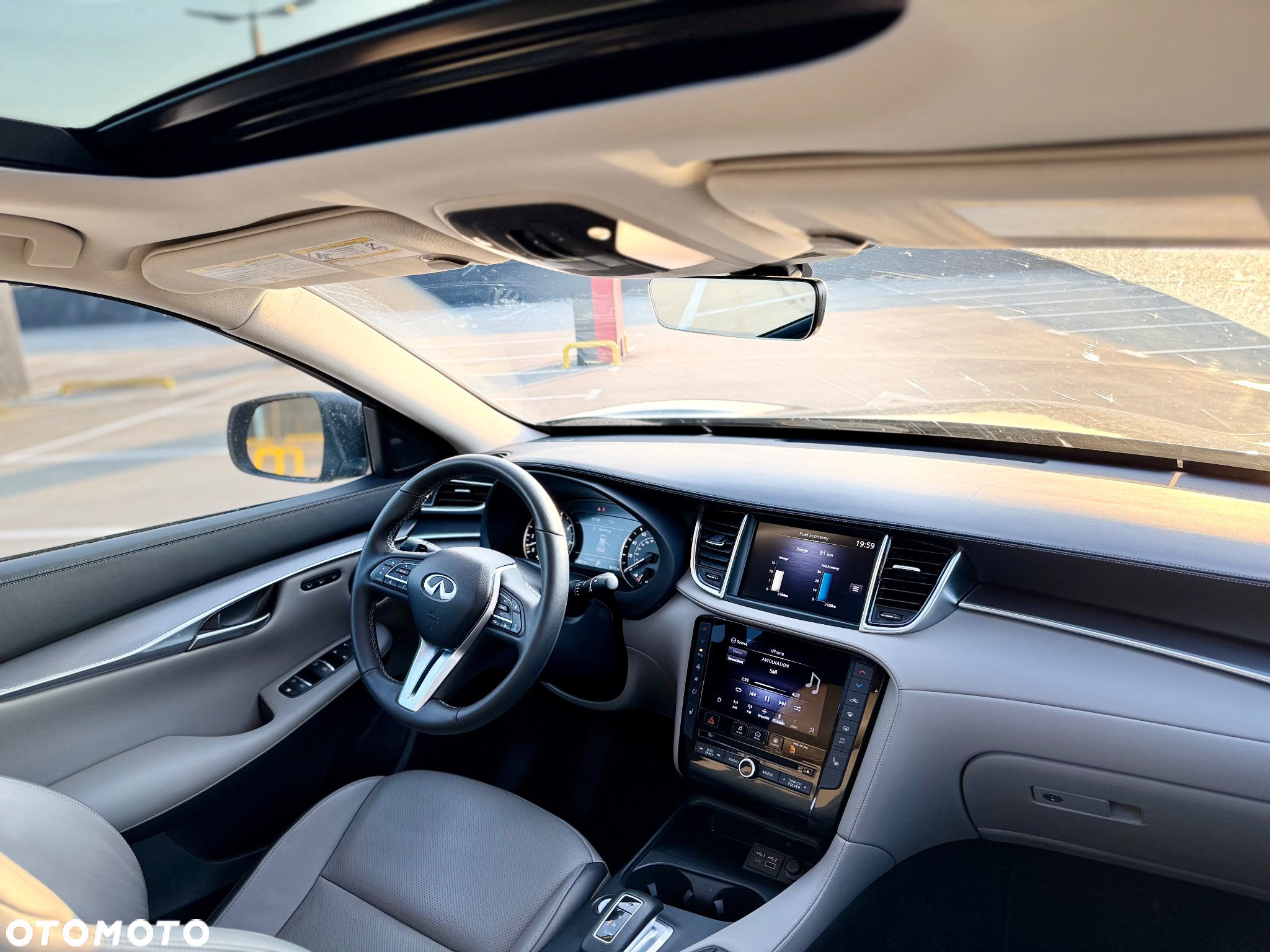 Infiniti QX50 - 10
