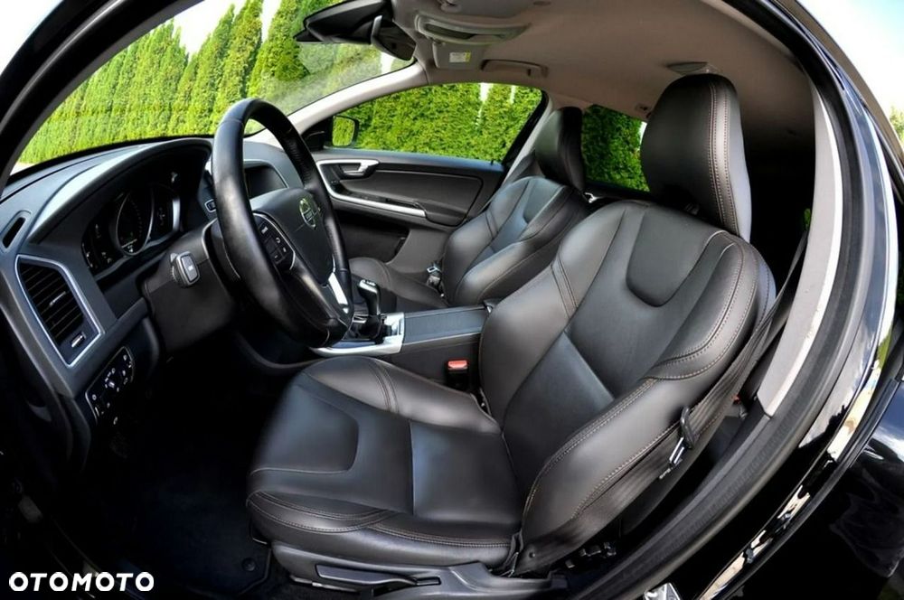 Volvo XC 60 D4 Summum - 18