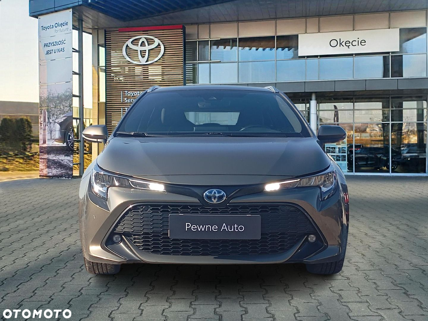 Toyota Corolla 1.8 Hybrid Comfort - 2
