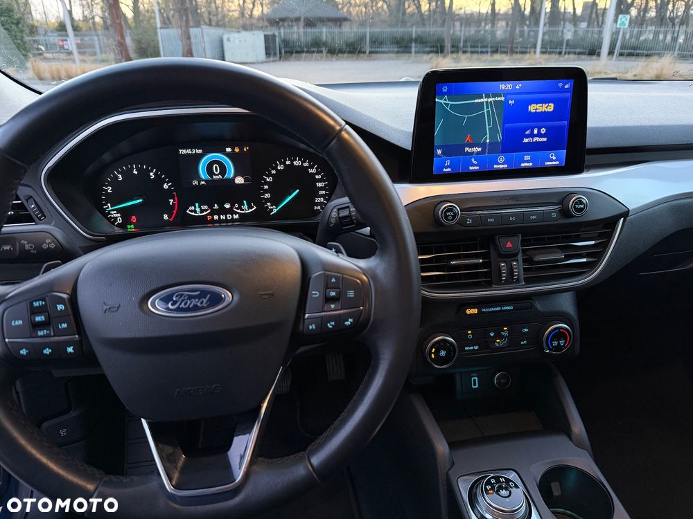Ford Focus 1.0 EcoBoost Titanium - 23