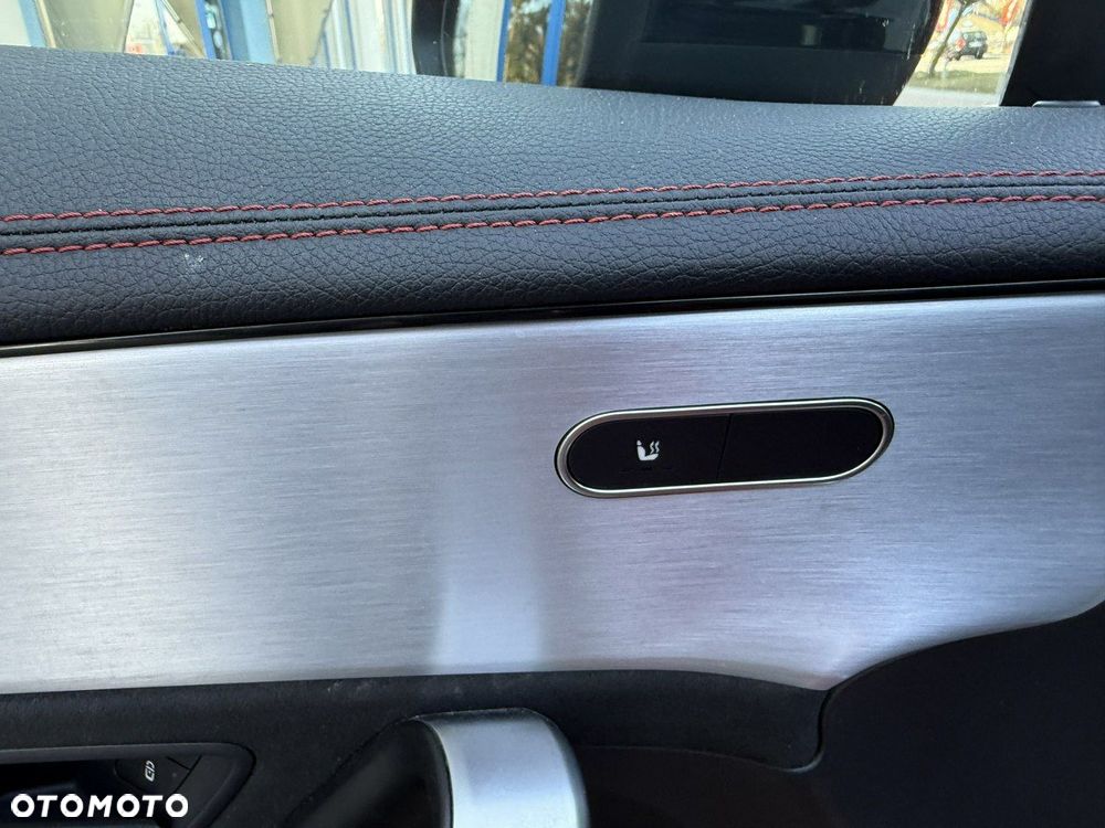 Mercedes-Benz CLA - 34