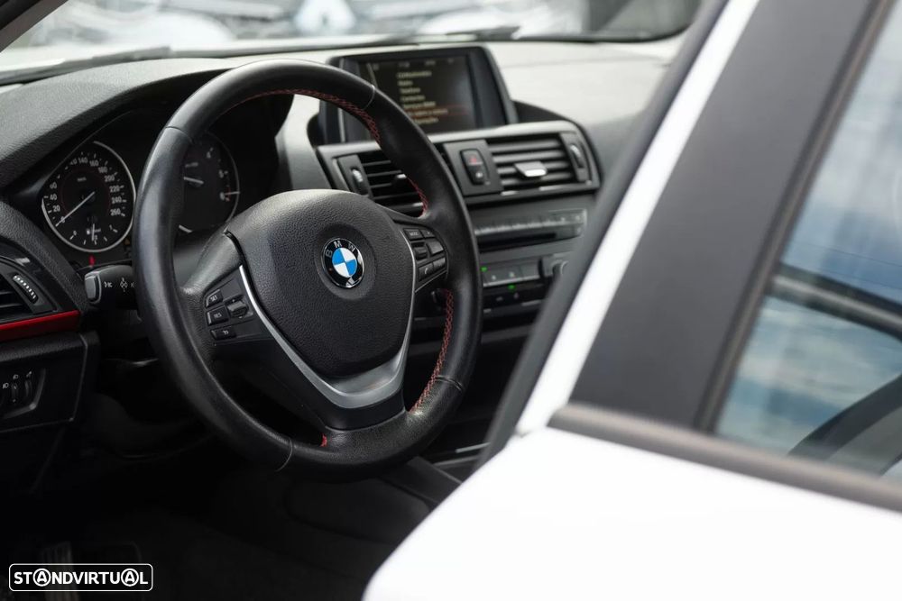 BMW 116 d Line Sport - 11