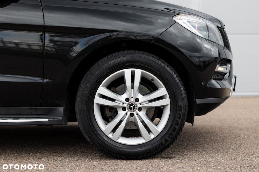 Mercedes-Benz ML - 27