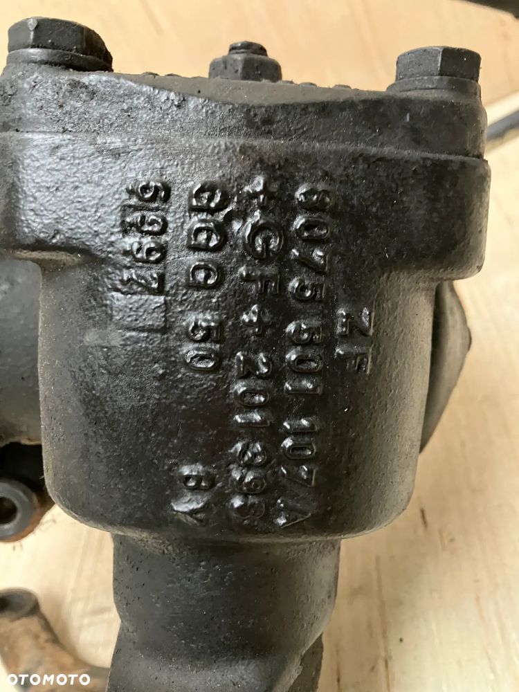 PRZEKŁADNIA KIEROWNICZA BMW E38 MAGLOWNICA 1141329 PRZEWODY - 2