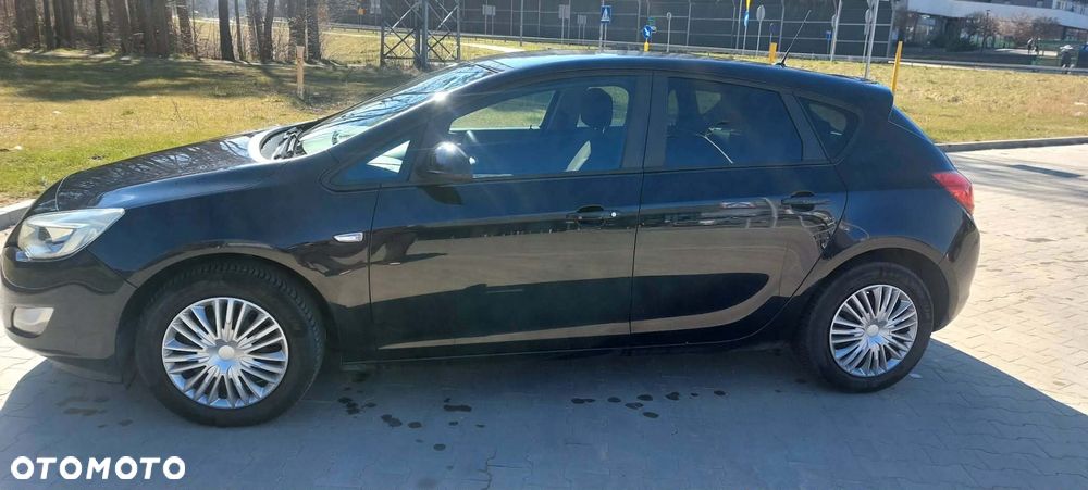 Opel Astra 1.4 ecoFLEX Selection - 4