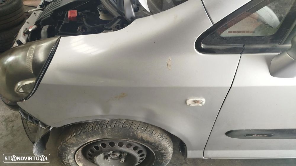Guarda-lamas esquerdo HONDA Jazz II (GD_, GE3_, GE2_) - 1