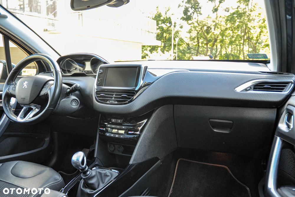 Peugeot 2008 - 10
