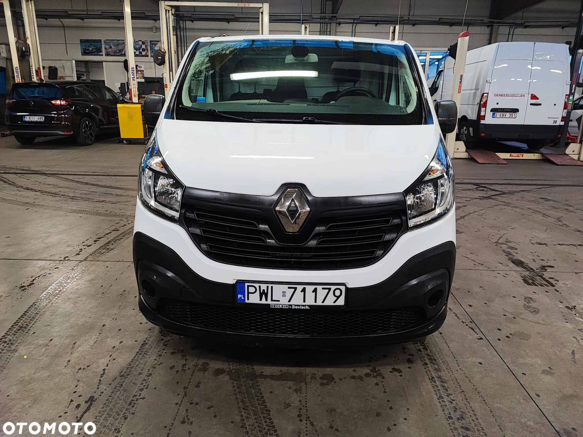 Renault Trafic - 2