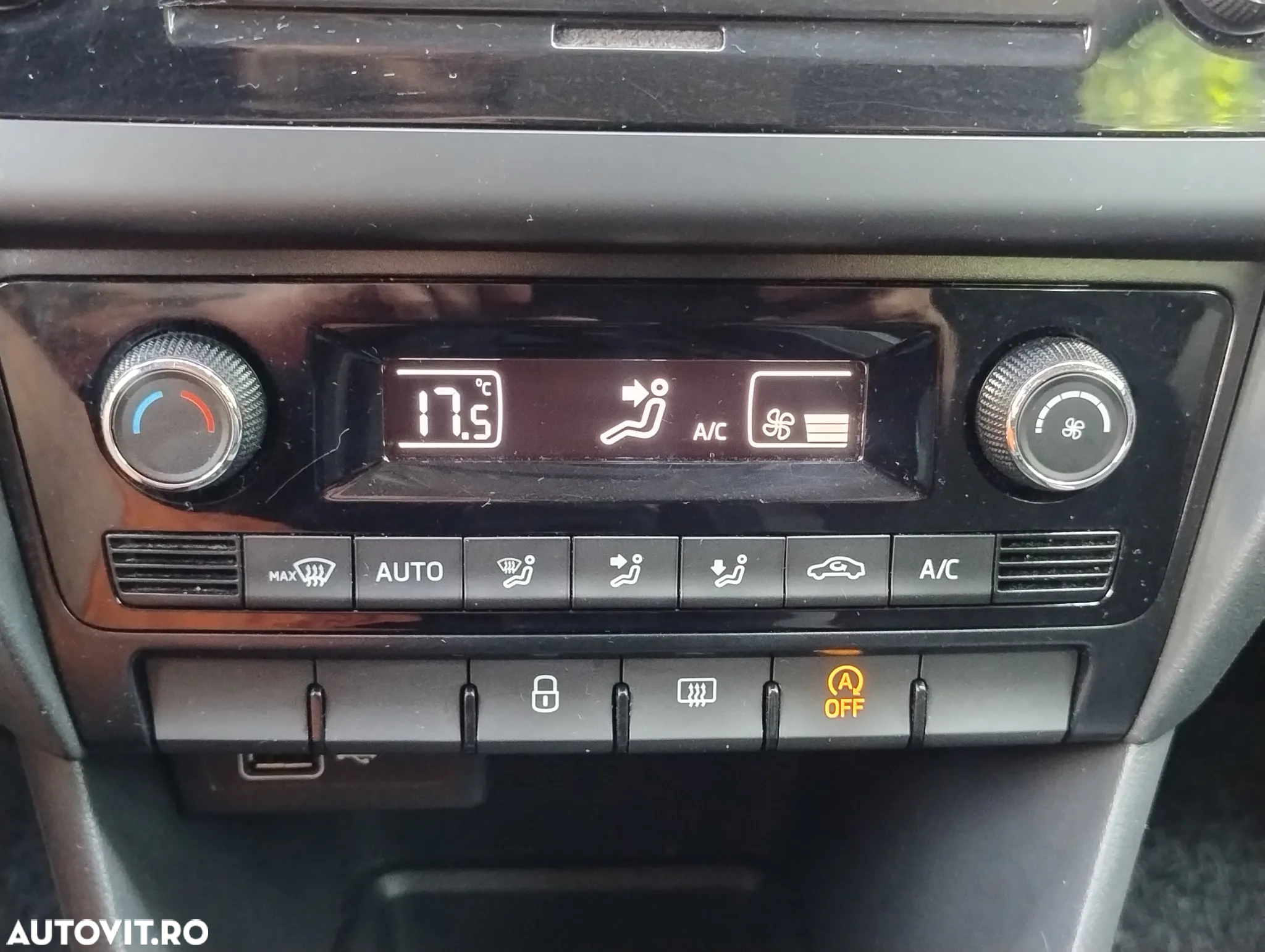 Skoda RAPID - 10