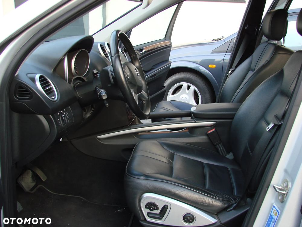 Mercedes-Benz ML - 17