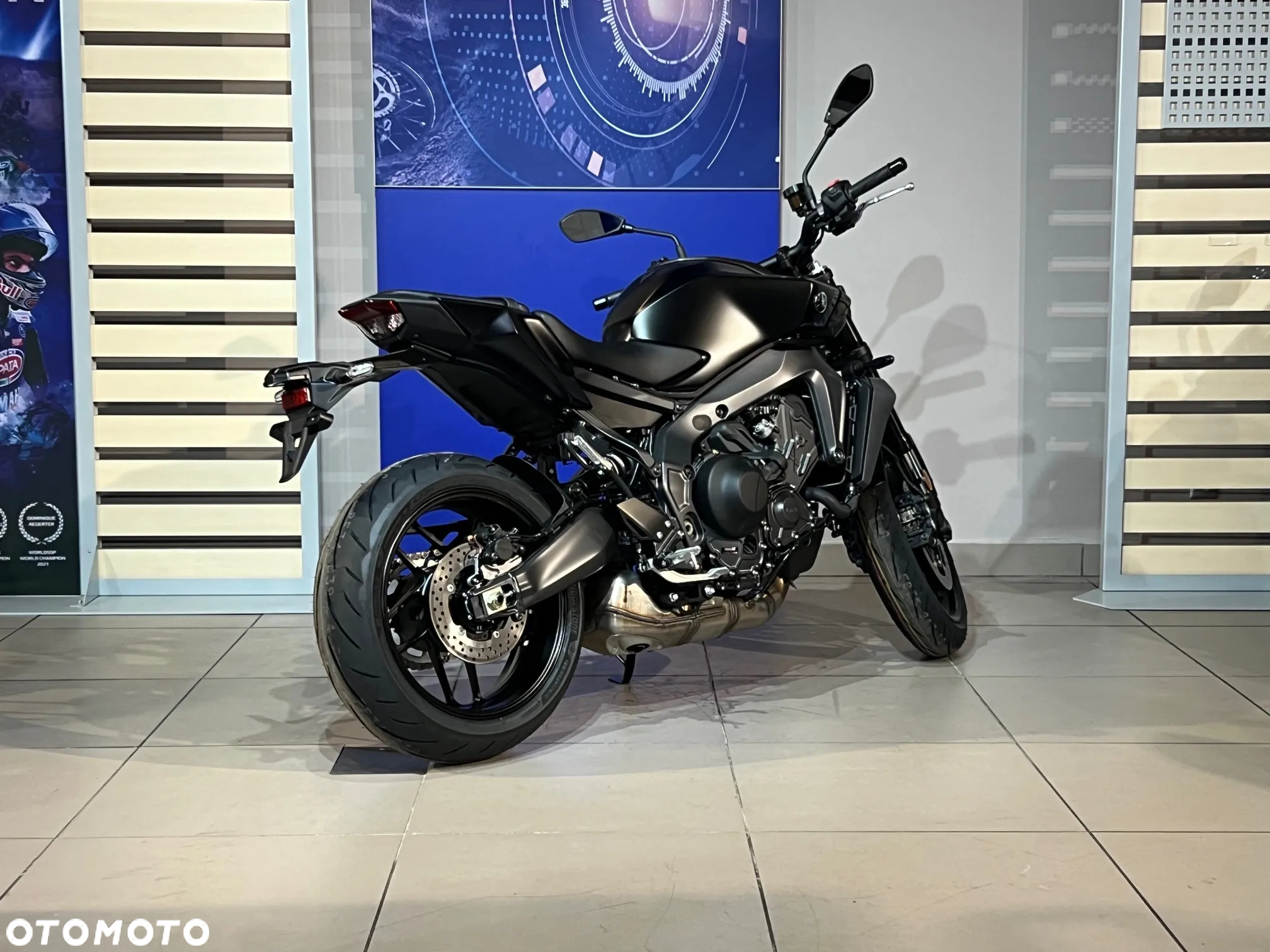 Yamaha MT - 7