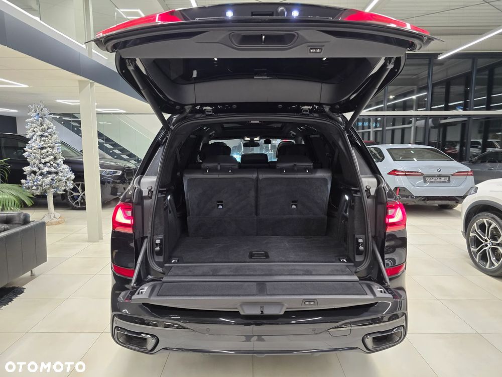 BMW X7 M50d sport - 8