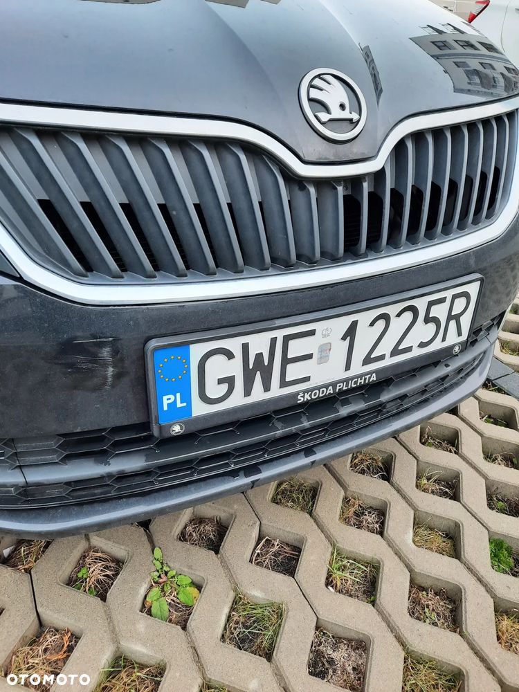 Skoda RAPID 1.2 TSI Active - 12