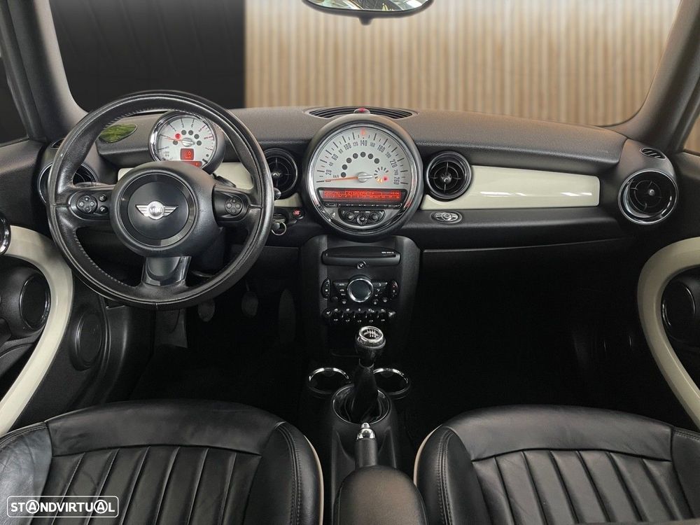 MINI Cabrio Cooper D - 2