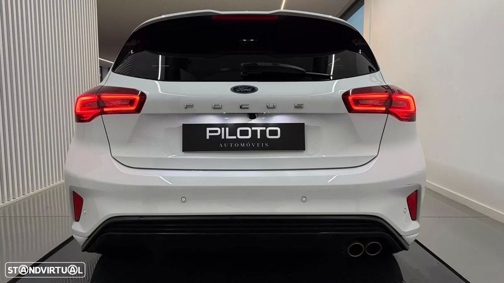 Ford Focus 1.0 EcoBoost MHEV ST-Line - 9