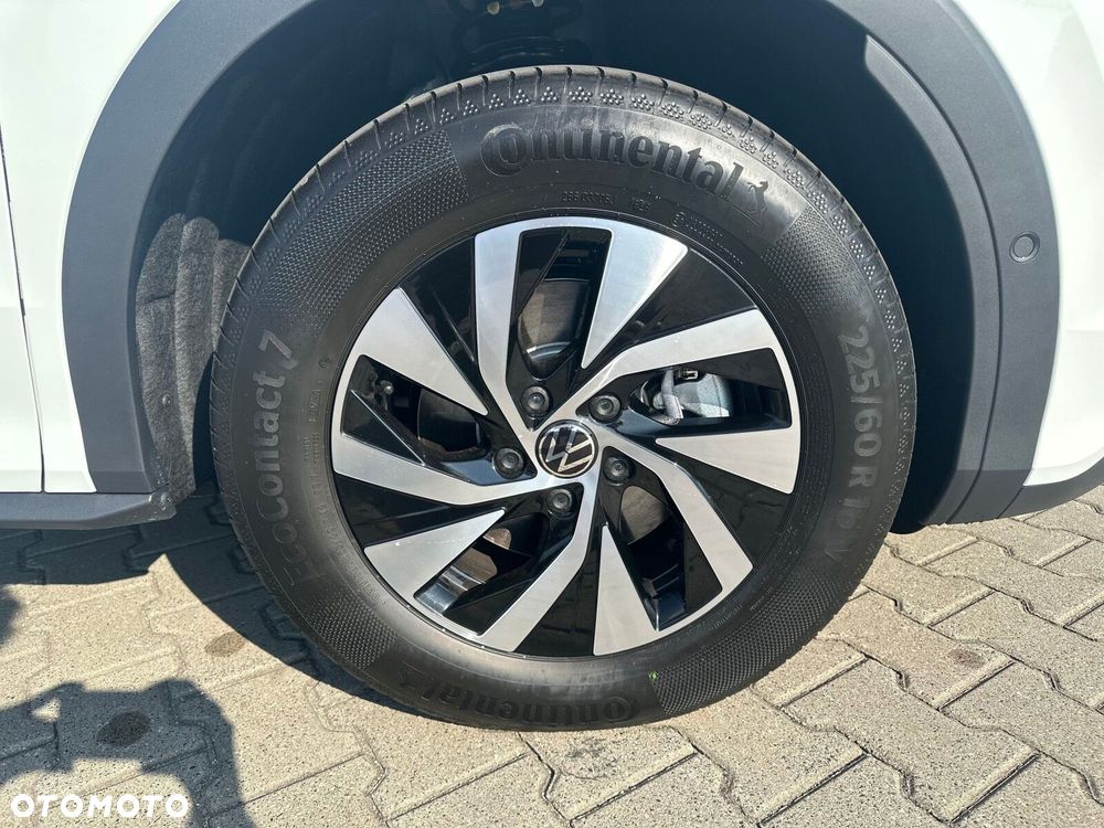 Volkswagen T-Roc 1.5 eTSI Life DSG - 29
