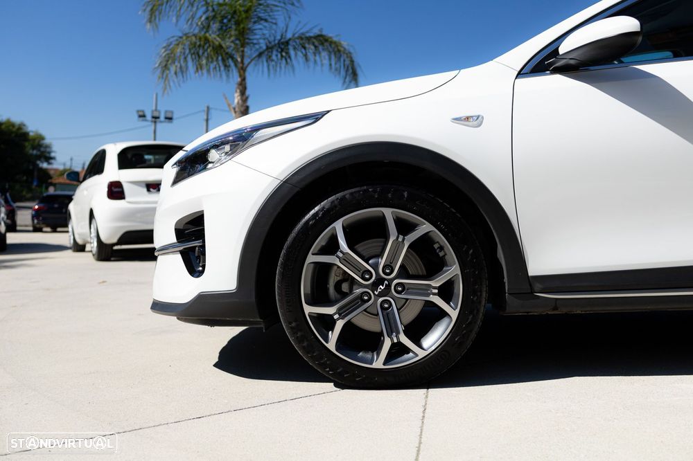 Kia XCeed 1.0 T-GDI Tech - 9