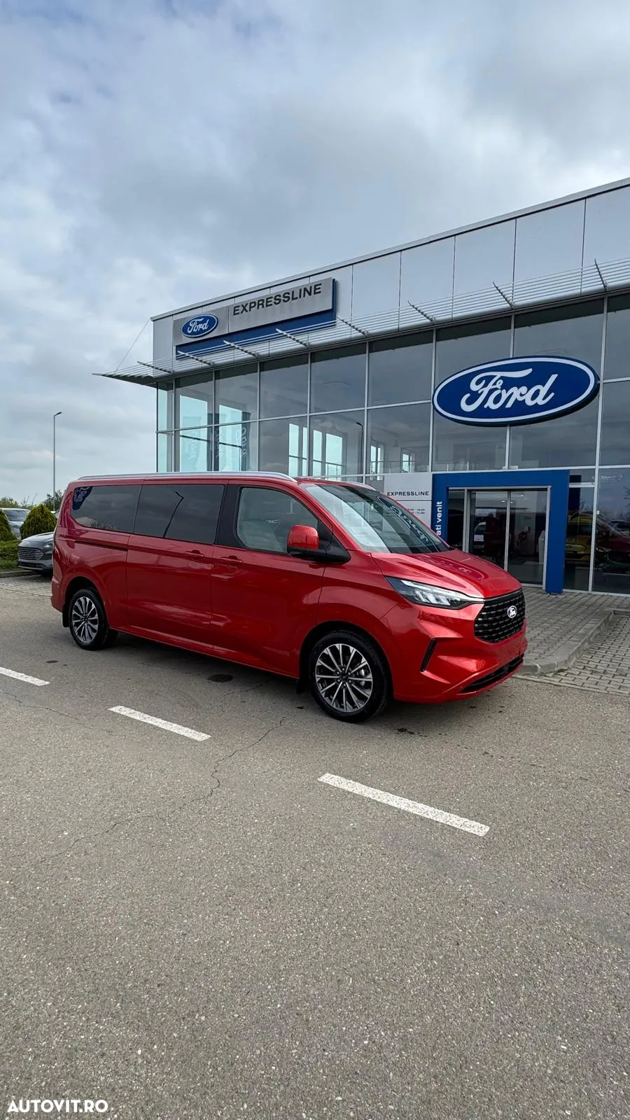Ford Tourneo Custom Bus 320L 2.0 EcoBlue 170 CP 8AT L2H1 AWD Titanium X - 7