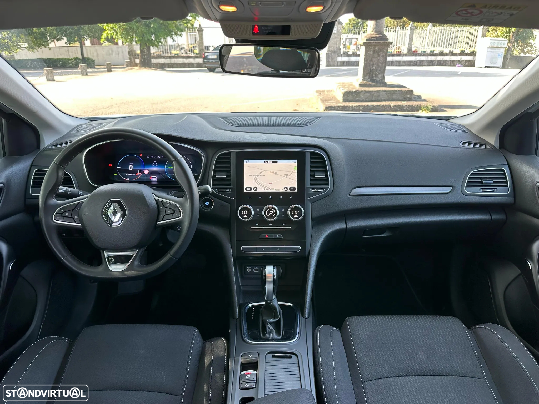 Renault Mégane Sport Tourer 1.6 E-Tech Plug-In E-Tech Hybrid Engineered - 10