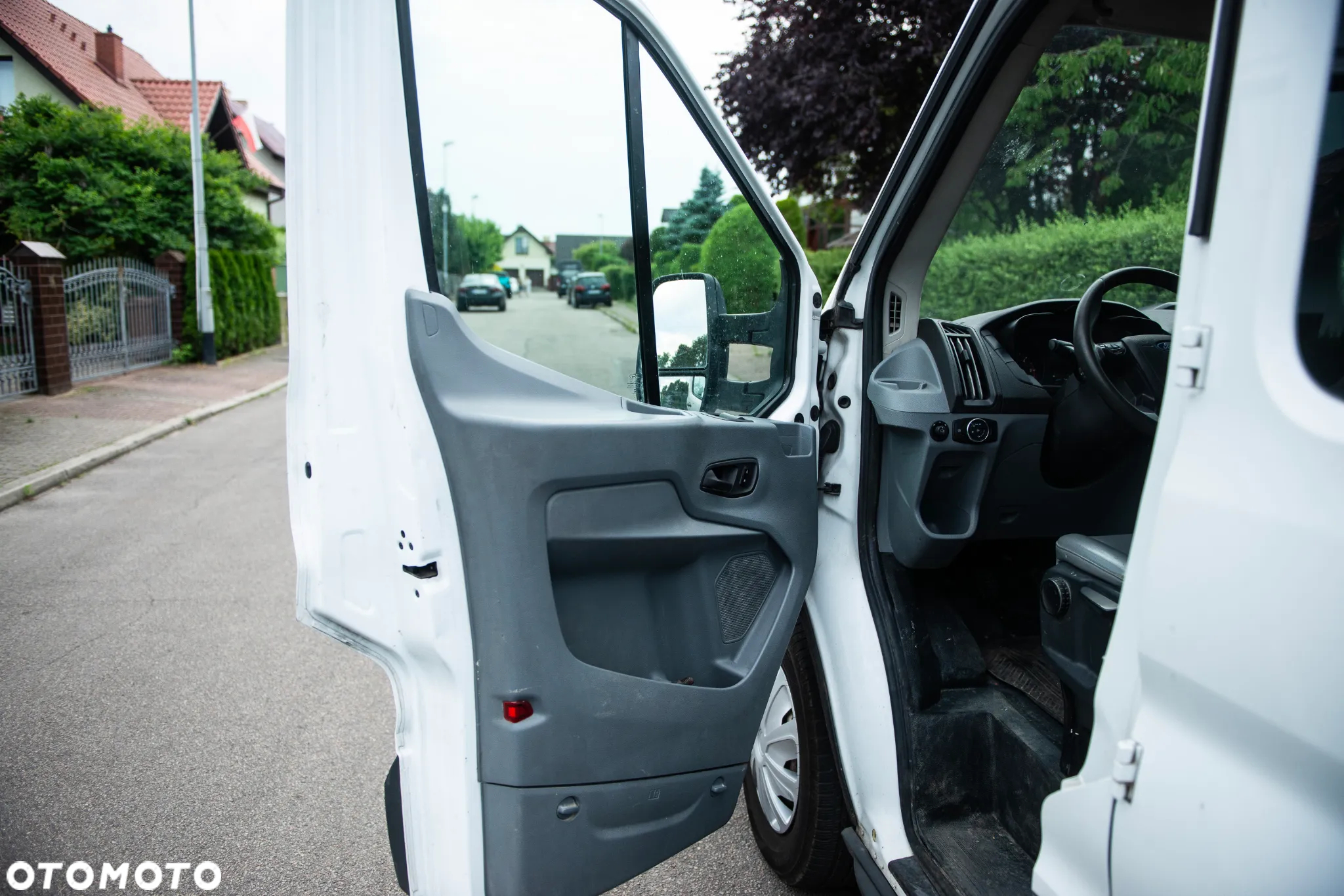 Ford Transit 2.0 TDCi Dubelkabina 7 osobowy - 17