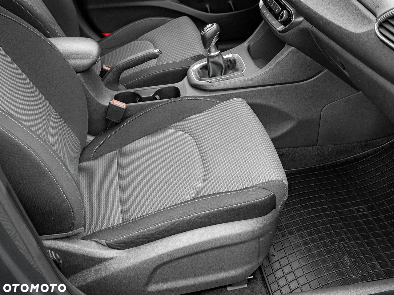 Hyundai i30 1.5 DPI Classic + - 30