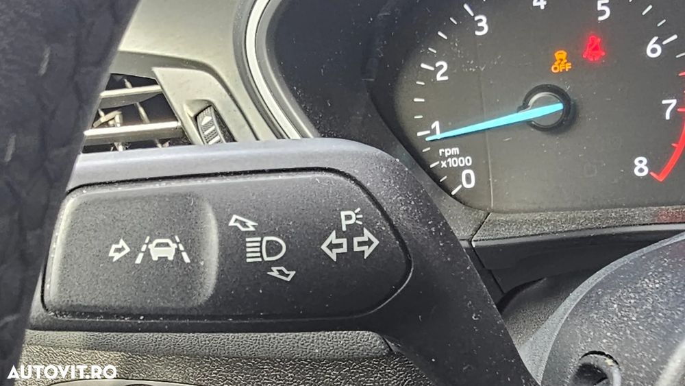 Ford Focus 1.0 EcoBoost Trend Edition - 25