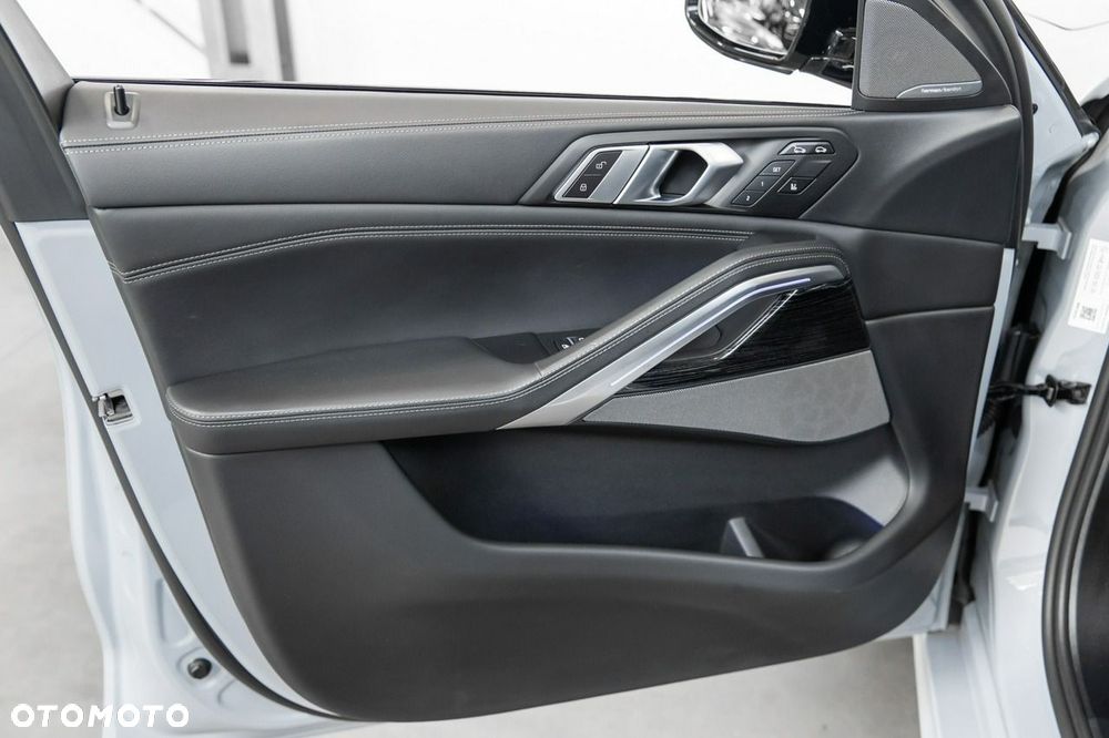 BMW X6 xDrive40i M Sport - 31