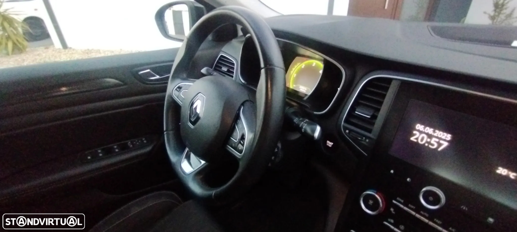 Renault Mégane Sport Tourer dCi 110 FAP EDC Dynamique - 8