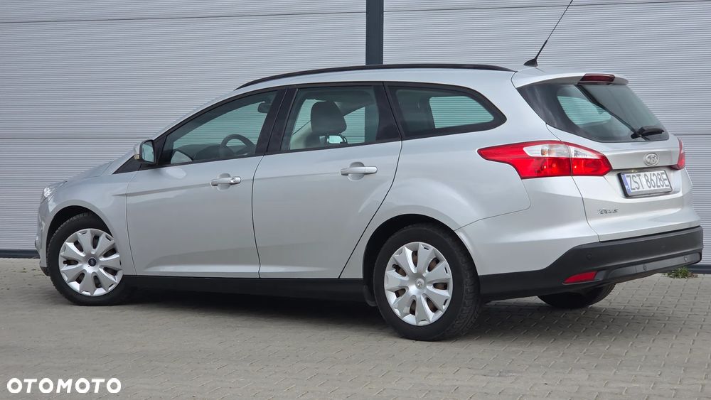 Ford Focus - 8