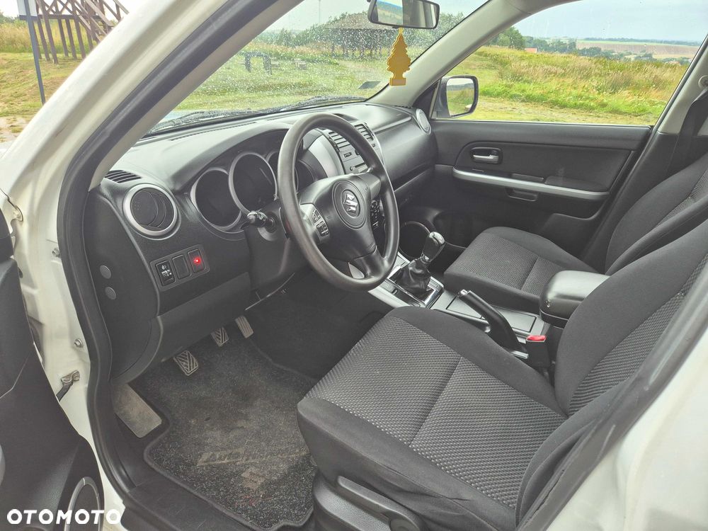 Suzuki Grand Vitara - 6