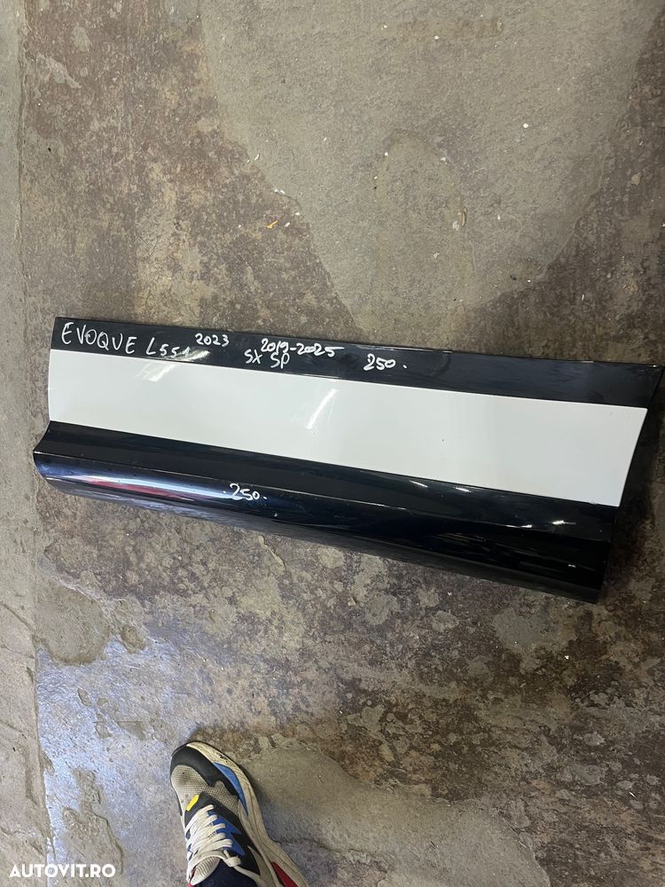 Bandou ușă stânga spate range rover Evoque L551 - 2