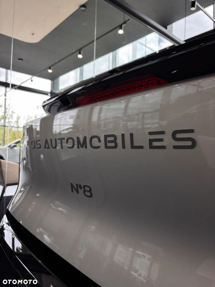 DS Automobiles N°8 - 9