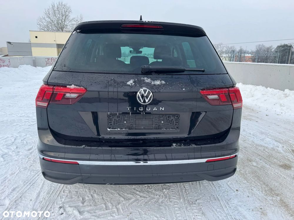Volkswagen Tiguan 2.0 TDI SCR 4Mot Elegance DSG - 4