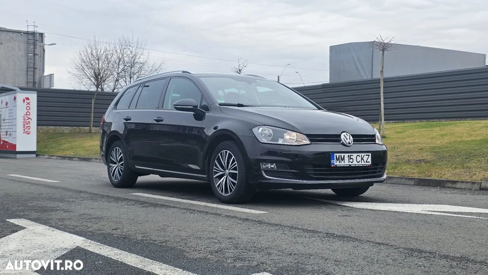 Volkswagen Golf 2.0 TDI Highline - 15
