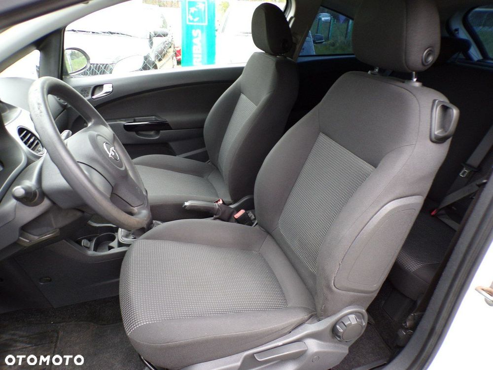 Opel Corsa - 26
