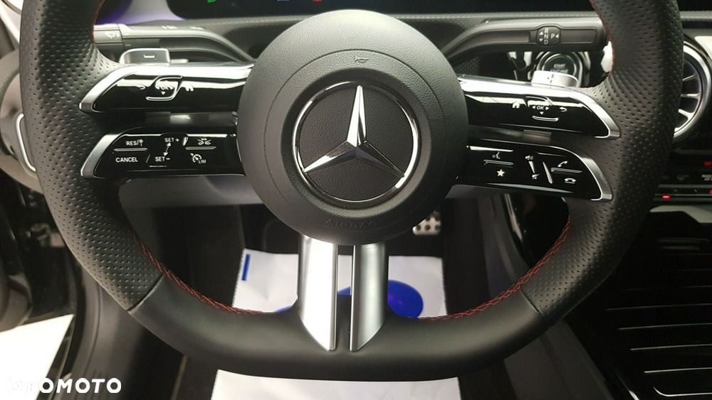 Mercedes-Benz CLA - 21