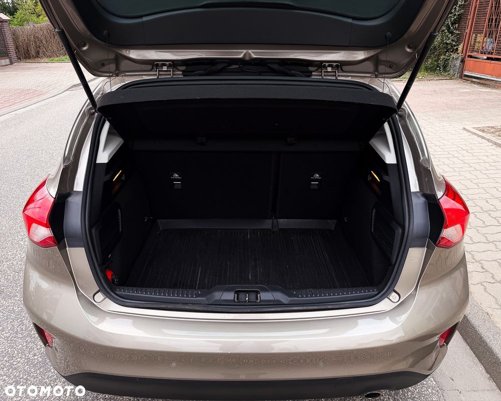 Ford Focus 1.0 EcoBoost Trend Edition Business - 10