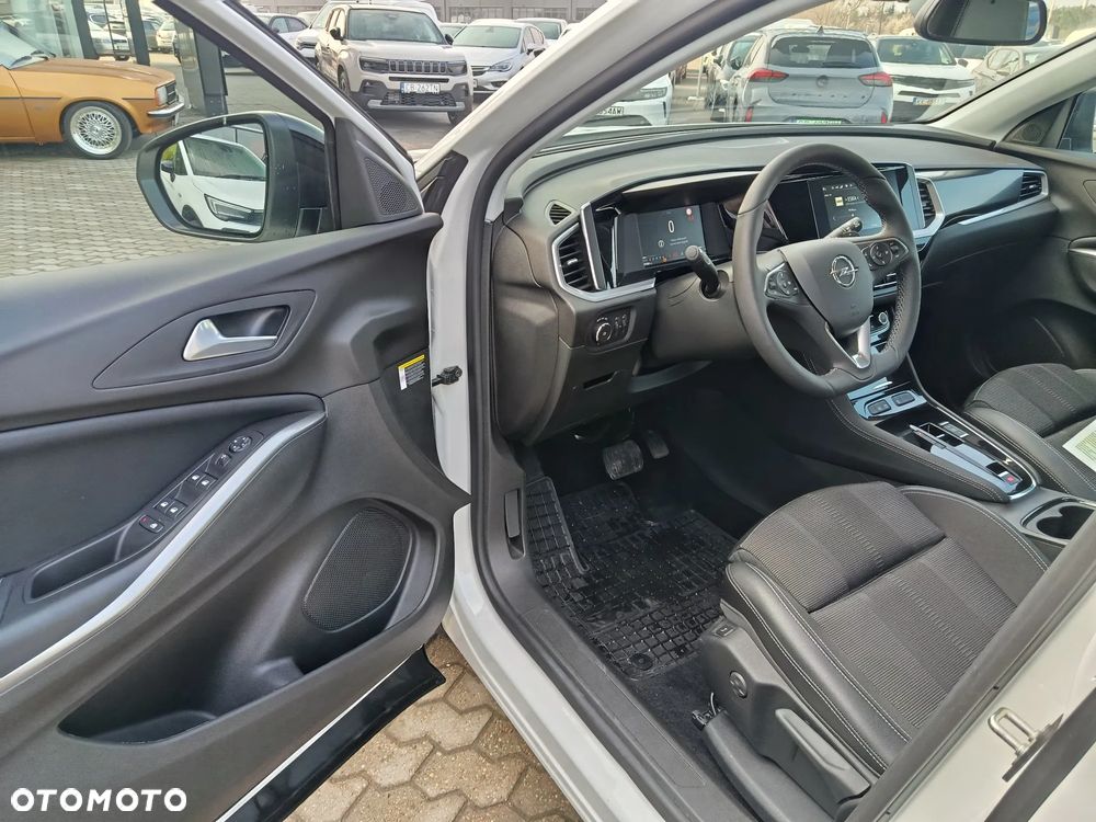 Opel Grandland X - 10