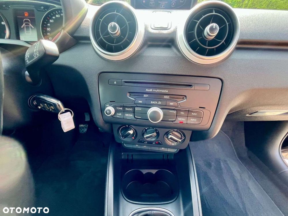 Audi A1 3-drzwiowe 1.2 TFSI Attraction - 9