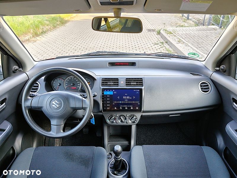 Suzuki Swift 1.3 GS / Premium - 11