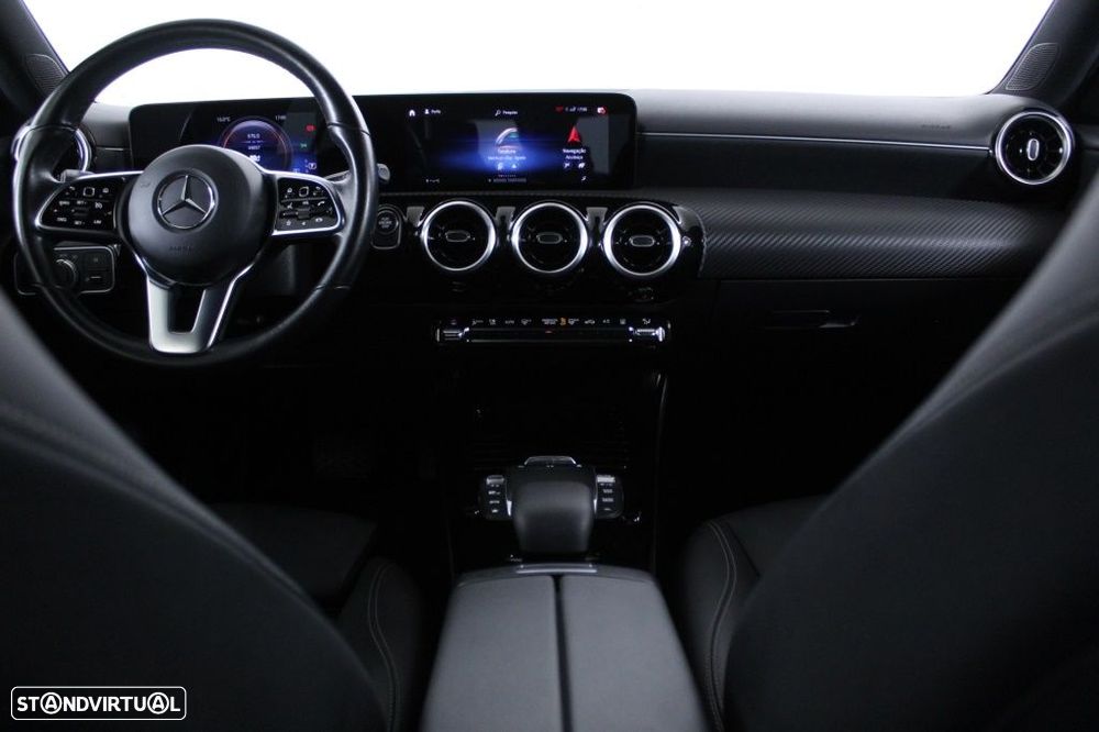 Mercedes-Benz A 250 e Style Plus - 17