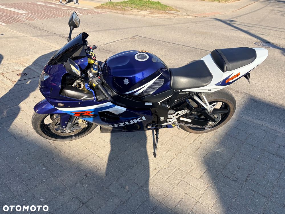 Suzuki GSX-R - 6