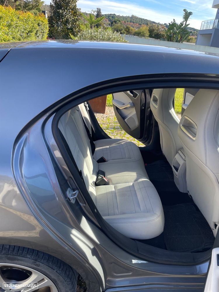 Mercedes-Benz A 180 CDi BE Urban - 8