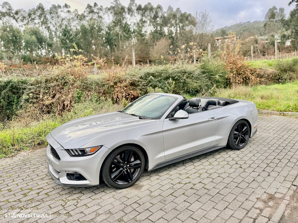 Ford Mustang Cabrio 2.3 Eco Boost - 18