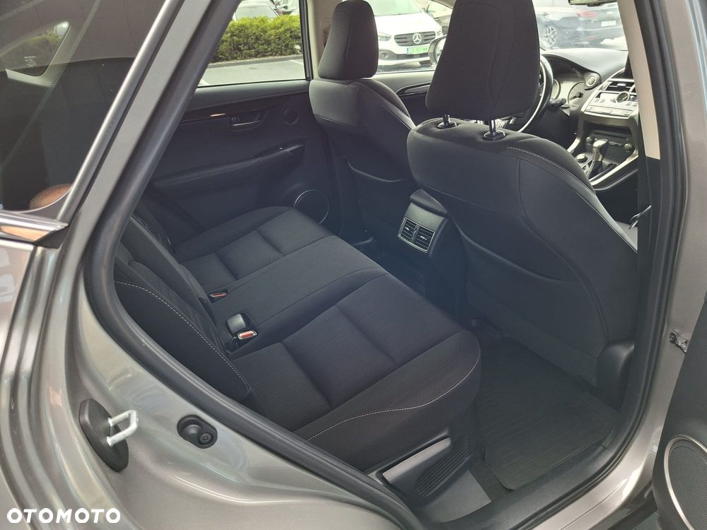 Lexus NX 300 Business Edition AWD - 10