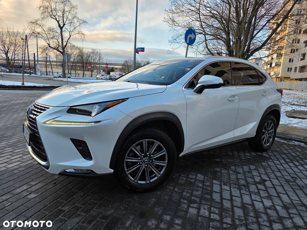 Lexus NX 300 Executive Line - 3