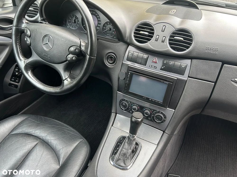 Mercedes-Benz CLK - 8